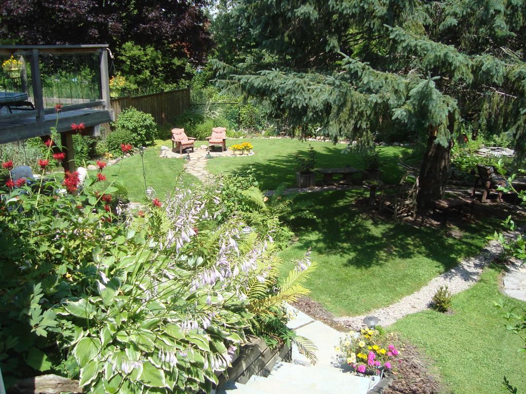 Paddington Place Bed & Breakfast Oshawa Exteriör bild