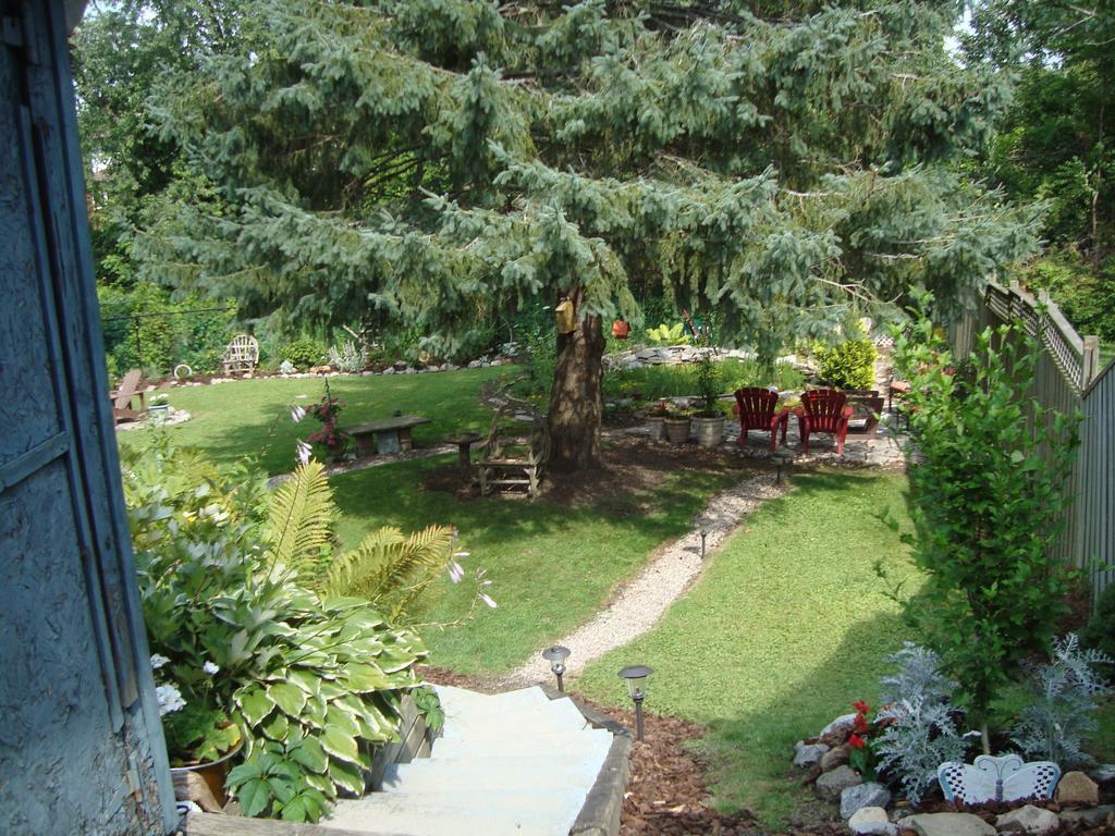 Paddington Place Bed & Breakfast Oshawa Exteriör bild
